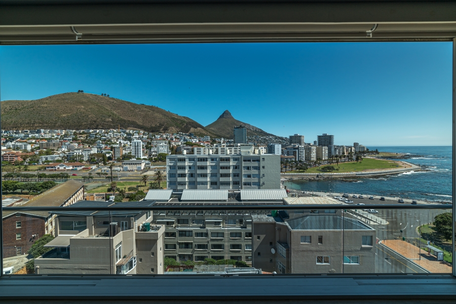 5 Bedroom Property for Sale in Mouille Point Western Cape